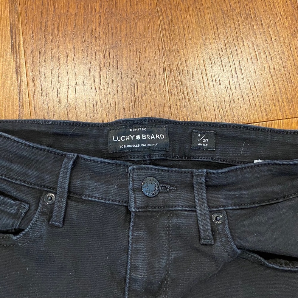 LUCKY BRAND BLACK JEANS SZ 4/27